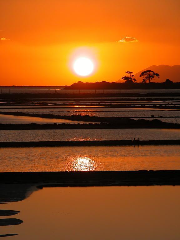 Sunrise Stagnone - Sea View - Kite Zone Marsala Ngoại thất bức ảnh