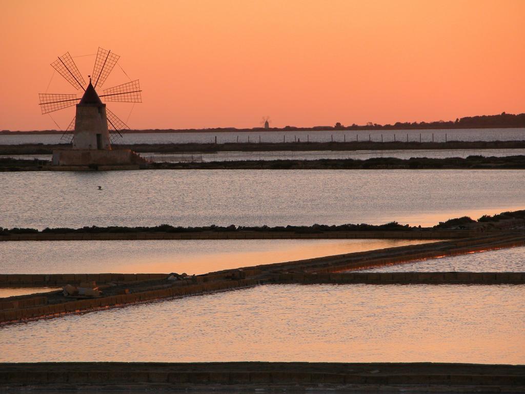 Sunrise Stagnone - Sea View - Kite Zone Marsala Phòng bức ảnh